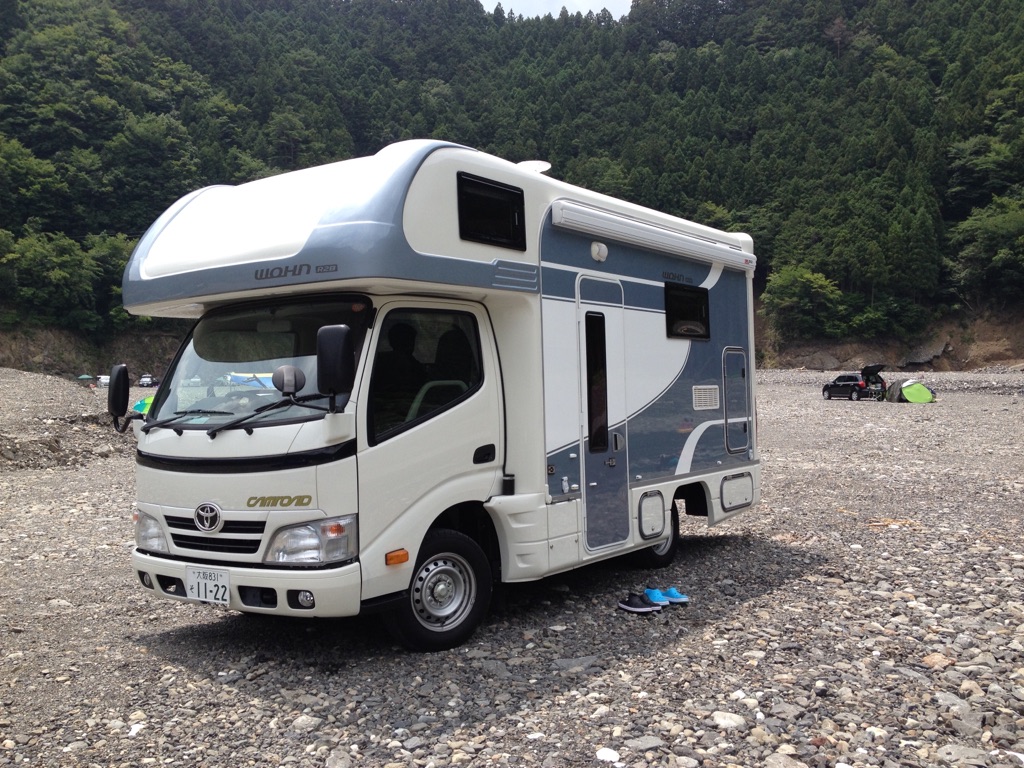 キャンピングカー2